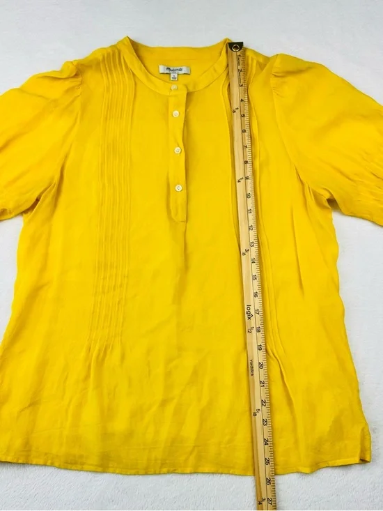 Madewell pintucked blouse. Short, pleated sleeves. 100% Silk. Women’s size L. - Picture 3 of 10
